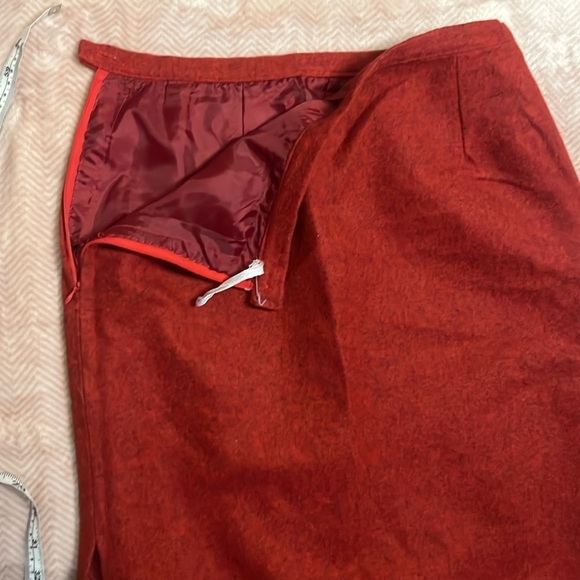 Adorable vintage red felt women’s skirt and blazer suit MINT est size 8 - Picture 15 of 16